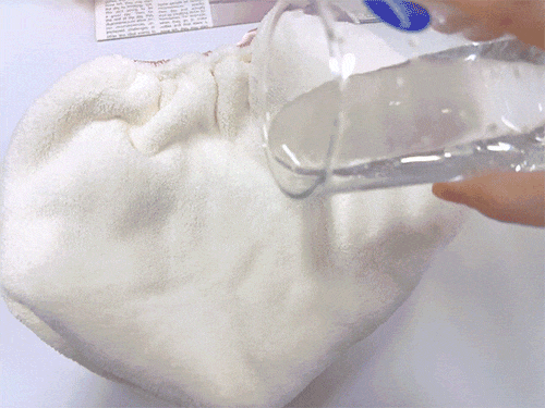 干好？10分钟轻松养成女明星「绸缎发」冰球突破游戏网站洗完头自然风干还是吹(图5)