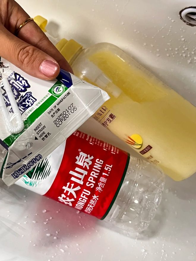 6样东西别急着扔否则太浪费了!冰球突破游戏“过期还能用”的(图37) 6样东西别急着扔否则太浪费了!冰球突破游戏“过期还能用”的(图37)